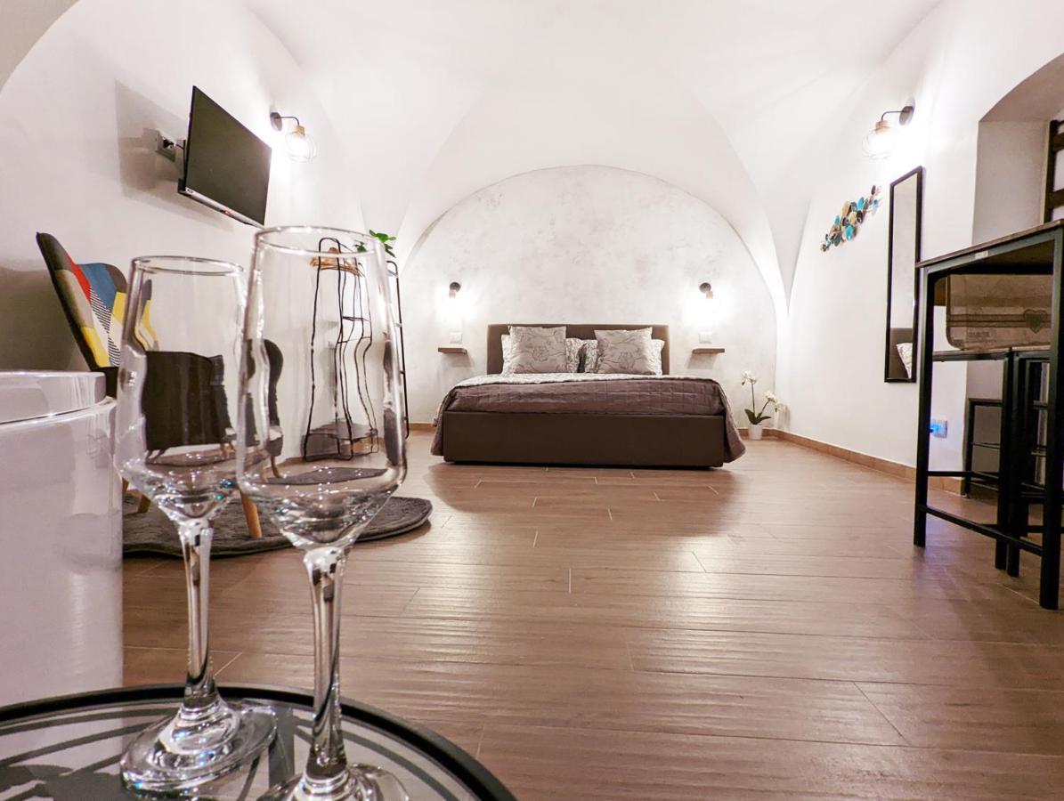 Dama Suite Love & Private Jacuzzi Bari Zewnętrze zdjęcie
